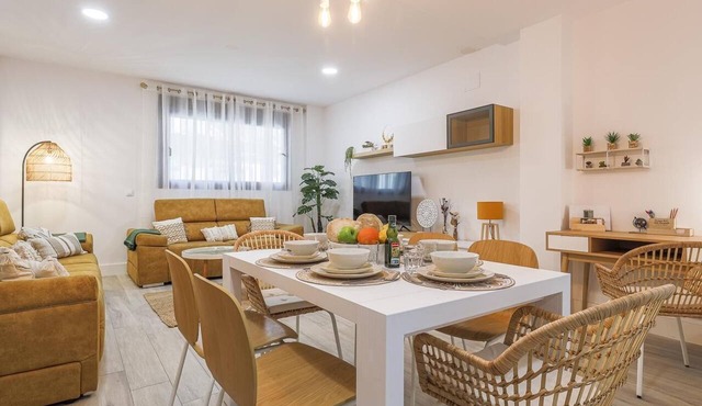 Family suit Luxe Nervión charms of Seville