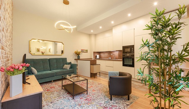 Fasquel Center Apartment