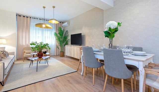 Genteel Home Martinez Campos II