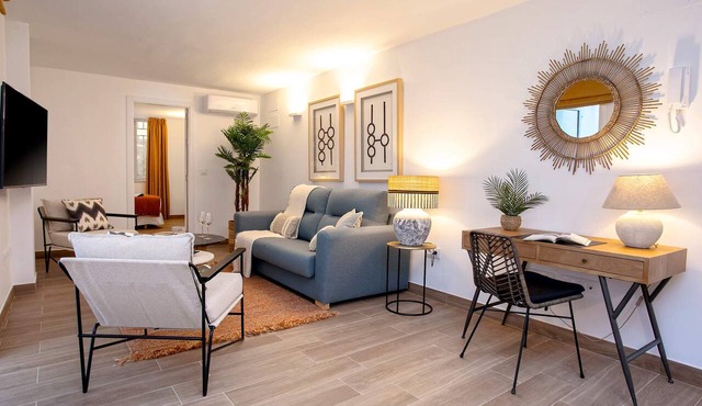 Genteel Home Pajaritos III