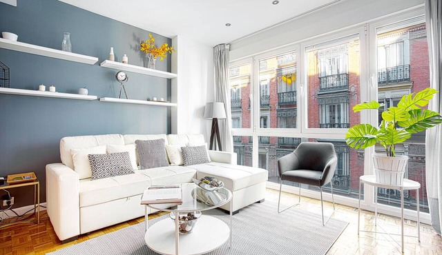 Genteel Home Retiro I