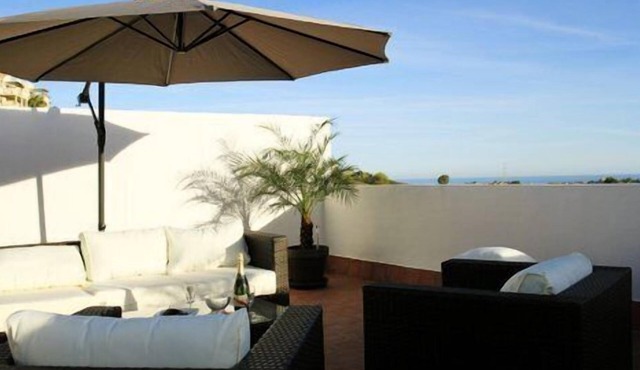 Golf apartment roof terrace