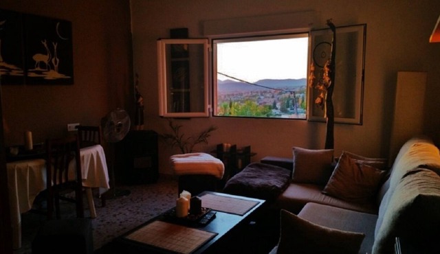 Granada & Sierra Nevada: Apartment in Barrio Monachil