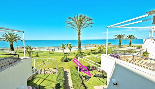 Groundfloor Apartment with Private BBG and Direct Access to the Pools and Beach