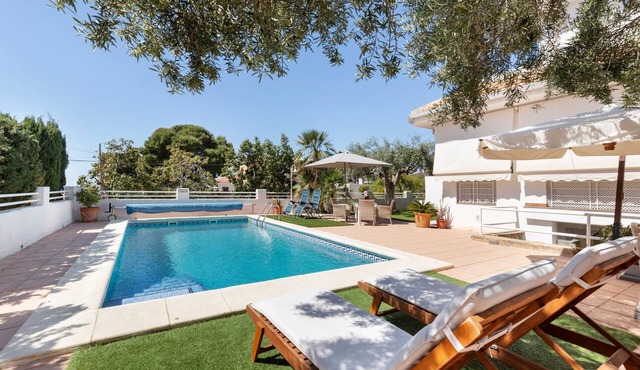 Ground Floor (-1) Semi-Basement Apartment in Chalet with Pool (Near the Beach)