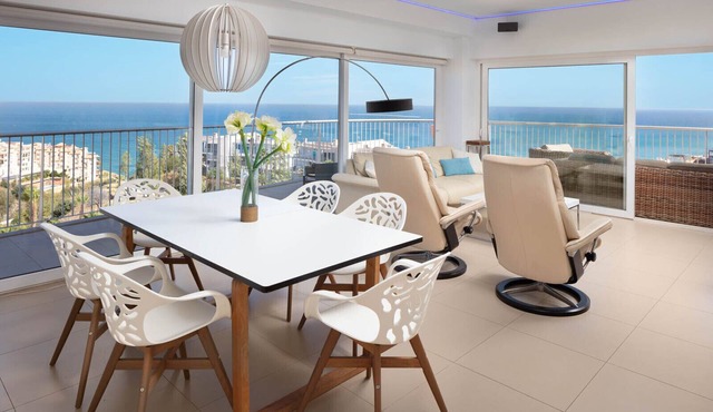 Higueron Signature Suite by Alfresco Stays