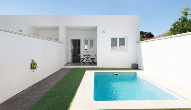 Holiday Apartment "Casa Lavanda" with Private Pool, 2 Private Terraces & A/C