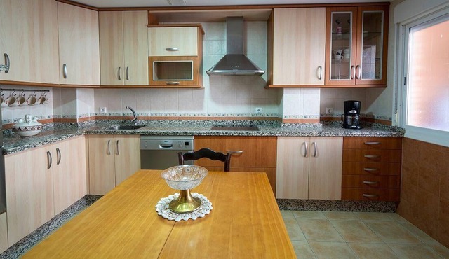 Holiday apartment Cáceres for 8 persons with 4 bedrooms - Row house