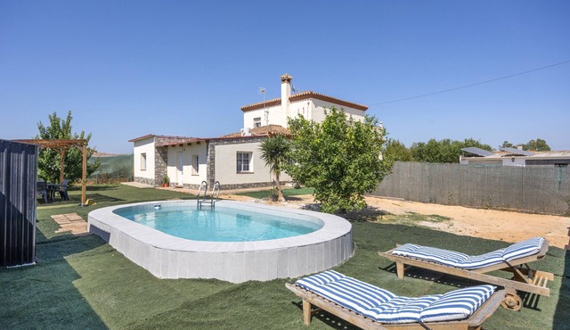 Holiday Home 'Manoli' with Private Pool, Wi-Fi and Air Conditioning