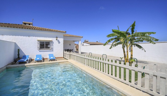 Holiday Home 'Villa Ibicenca' with Private Pool, Private Terrace and Wi-Fi