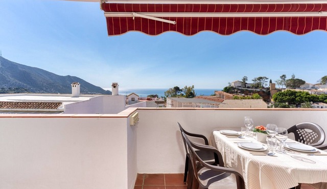 Holiday Home 'Casa Centro' with Sea View, Wi-Fi and Air Conditioning