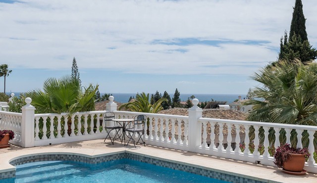Holiday Home 'Casa Panoramica' with Sea View, Wi-Fi and Air Conditioning