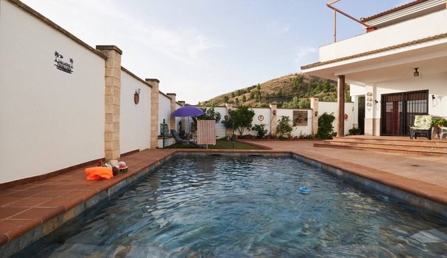 Holiday Home 'La Majailla' with Pool, Mountain Views, Wi-Fi & Air Conditioning