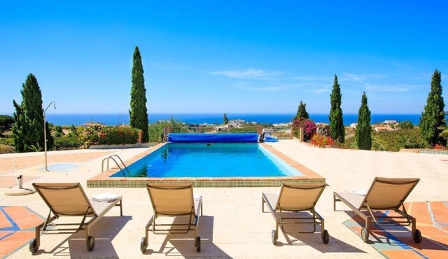 Holiday house Almayate for 6 - 8 persons with 3 bedrooms - Holiday house
