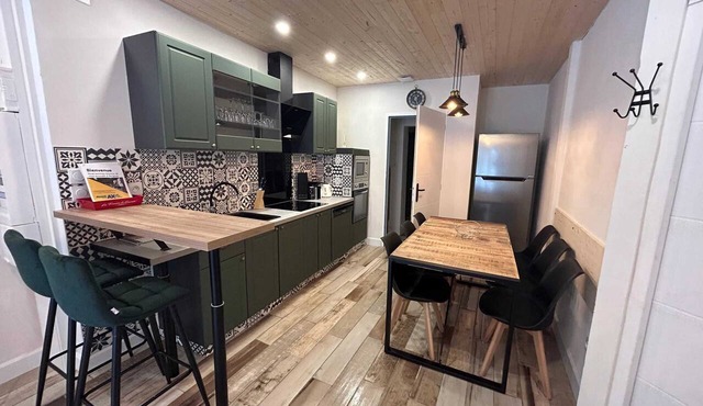 Homerez - Apt Savignac-les-Ormeaux in Savignac-les-Ormeaux