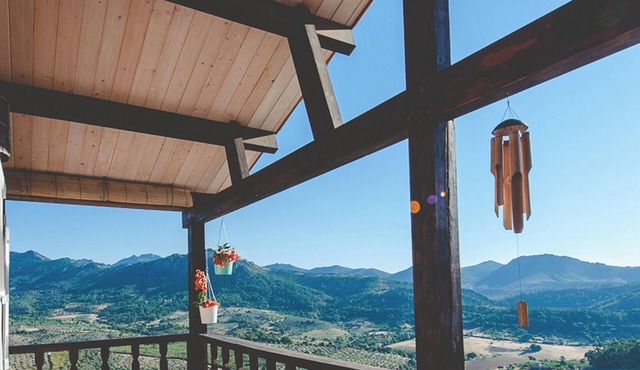 Homerez - Cozy House in Cañamero + Pool