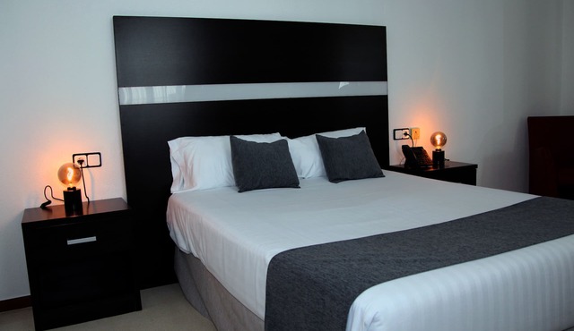 Hospedium Hotel Sky Blu Torre de Sevilla