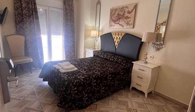 Hostal Flor de Lis - Lojo