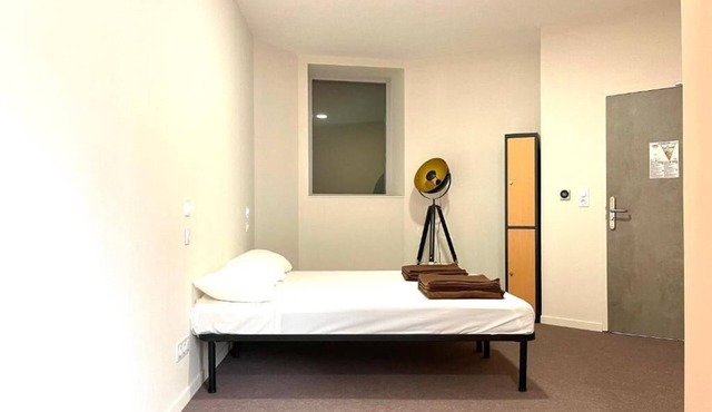 Hostel Flamingo Nîmes Centre Gare in Nîmes