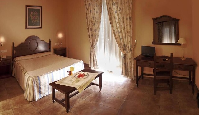 Hotel Asador Albenzaire