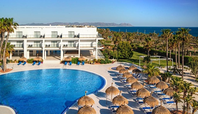 Hotel Cabogata Jardín