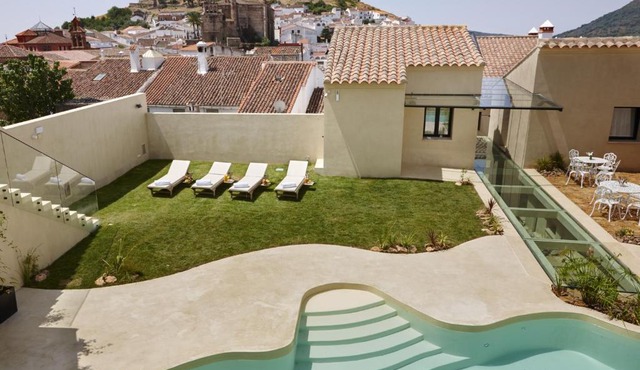 Hotel Galería Essentia