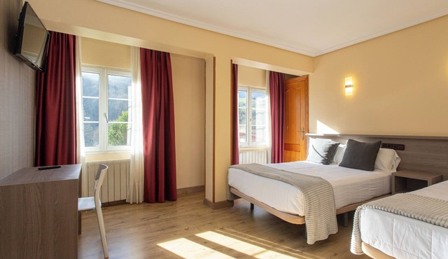 Hotel Naranjo De Bulnes
