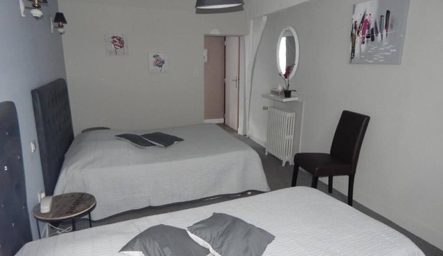 HOTEL RESTAURANT LE CYGNE in Conches-en-Ouche