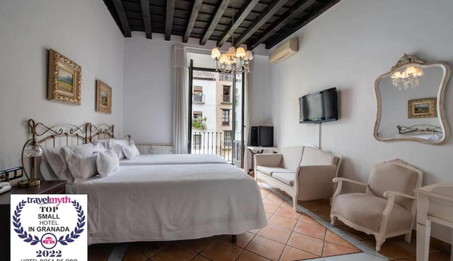 Hotel Rosa De oro
