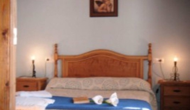 House - 6 Bedrooms with Pool and WiFi - 8798