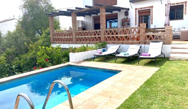 House with pool, terrace and fireplace in Gaucín