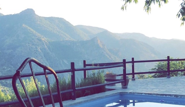House with private pool & views to Sierra Nevada & lake of Guejar Sierra