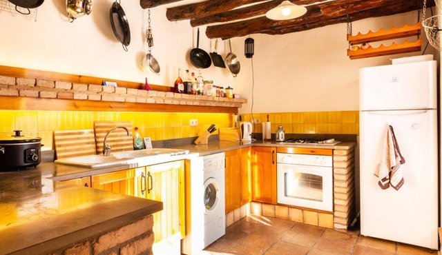 House with private pool and Andalusian style