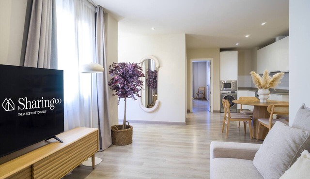Housing Atarazanas by Sharing Co