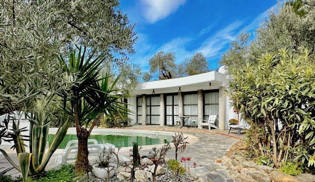 Inviting cottage in Órgiva with a private swimming pool