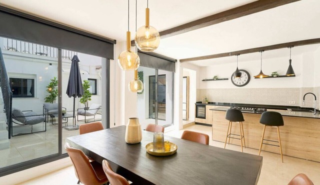 Kosta Homes - Modern Two Bedroom with Terrace