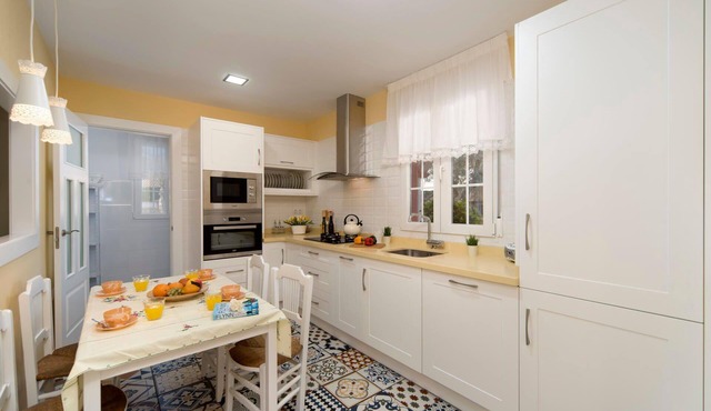 La Alegria - Two Bedroom Villa, Sleeps 4