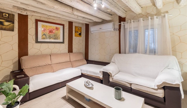La Casa de los Abuelos - Spacious Rural Home in Sierra de Gredos for 13