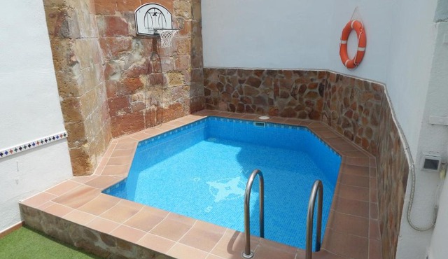 La Casilla de Úbeda-Casa con piscina privada en el centro histórico