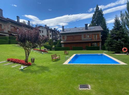 La Cerdaña, tu escapada perfecta en la montaña in Llivia