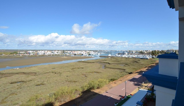 LA MARINA 3 21 - Two Bedroom Apartment, Sleeps 5