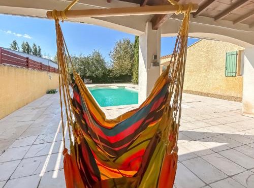 La Provençale - Villa avec Piscine proche Nîmes in Redessan