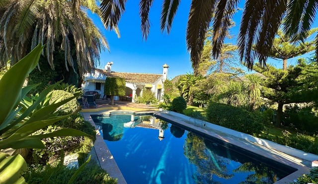 La Zurita Gardens