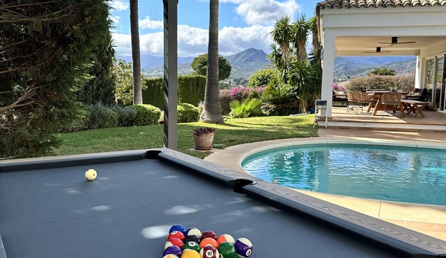 Large Modern House, Private Pool, San Pedro de Alacantara, Marbella, 4000 sq ft