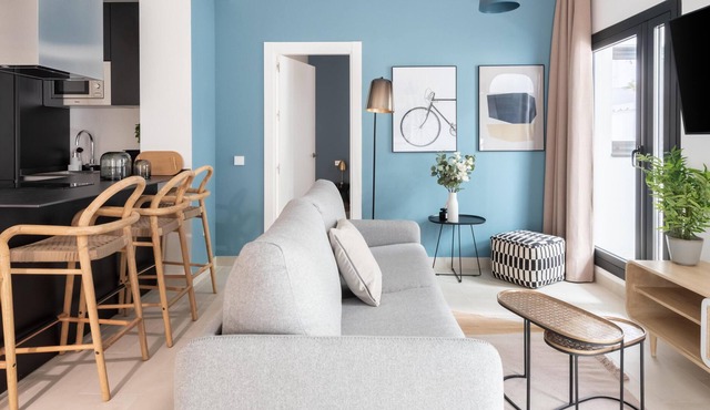 limehome Sevilla Torcuato L. d. Tena | Family Apt