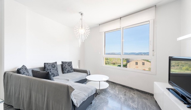 Llanera de Ranes Apartment with Balcony and Air Conditioning in Llanera de Ranes