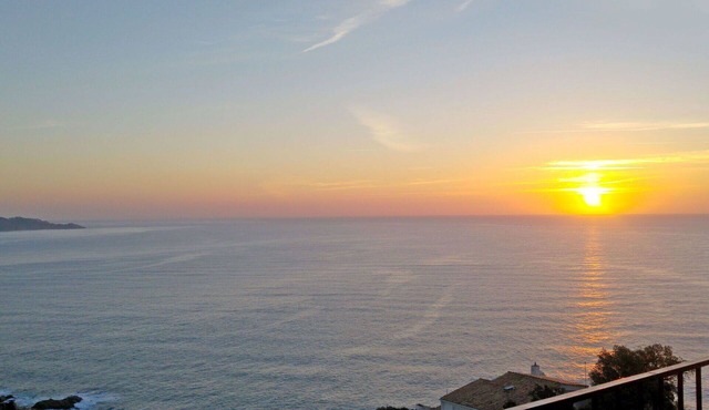 Lovely apartment for 4 people with WIFI, TV and terrace in Tossa De Mar
