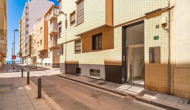 Lovely apartment in Almeria with WiFi