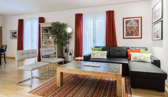 Luxury Apartment in Museum Mile 1