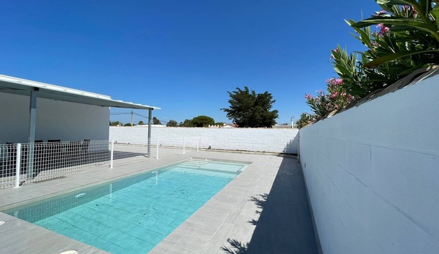 Miamar II House in Chiclana